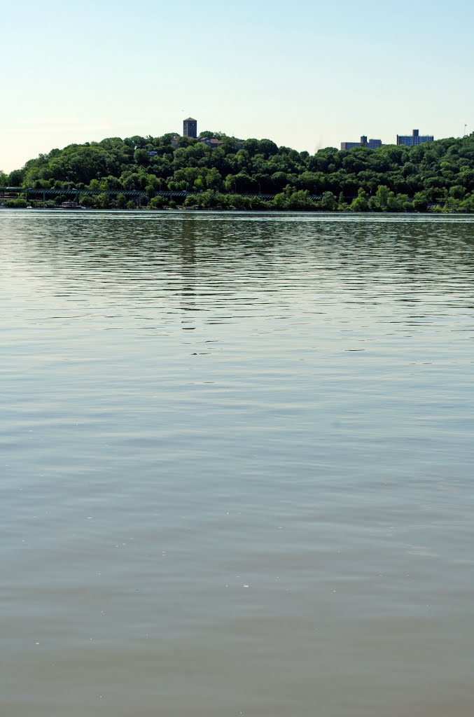 Inwood Hill Park Park as seen from Englewood Boat Basin by Watchung MountainMan