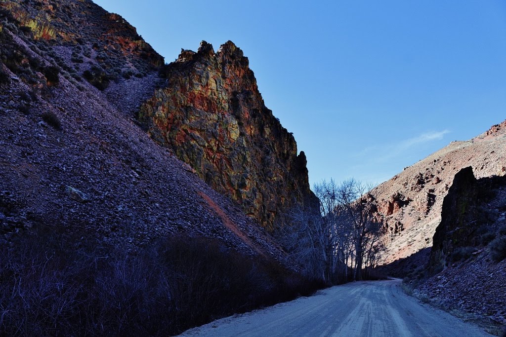 Green and Red Point on Morgan Canyon by elkbender257