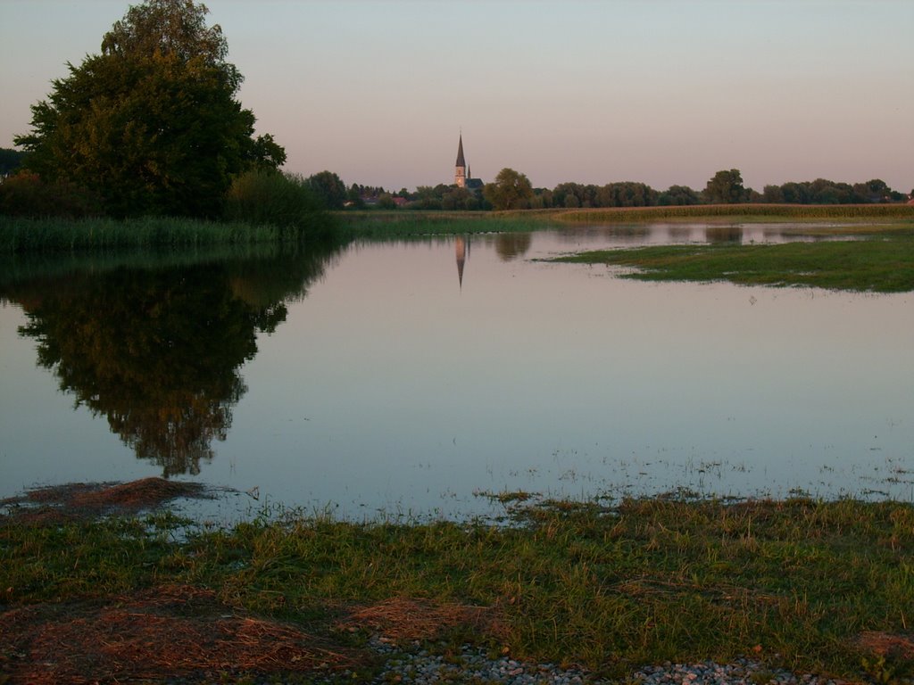 Hochwasser im Lippetal by Waltraut Scholz