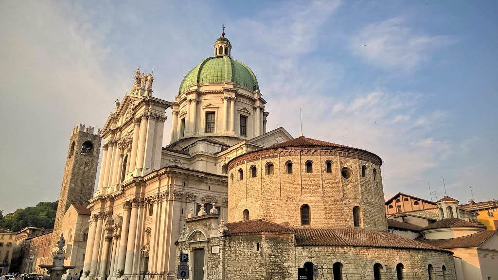 Piazza Paolo VI, Brescia by Saverio Panichi