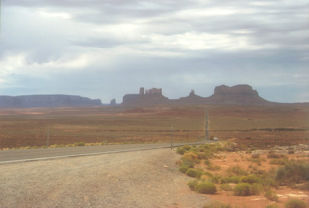 US-163 Monument Valley - Mexican Hat, Utah, 1994-08-24 by jogeo.priv