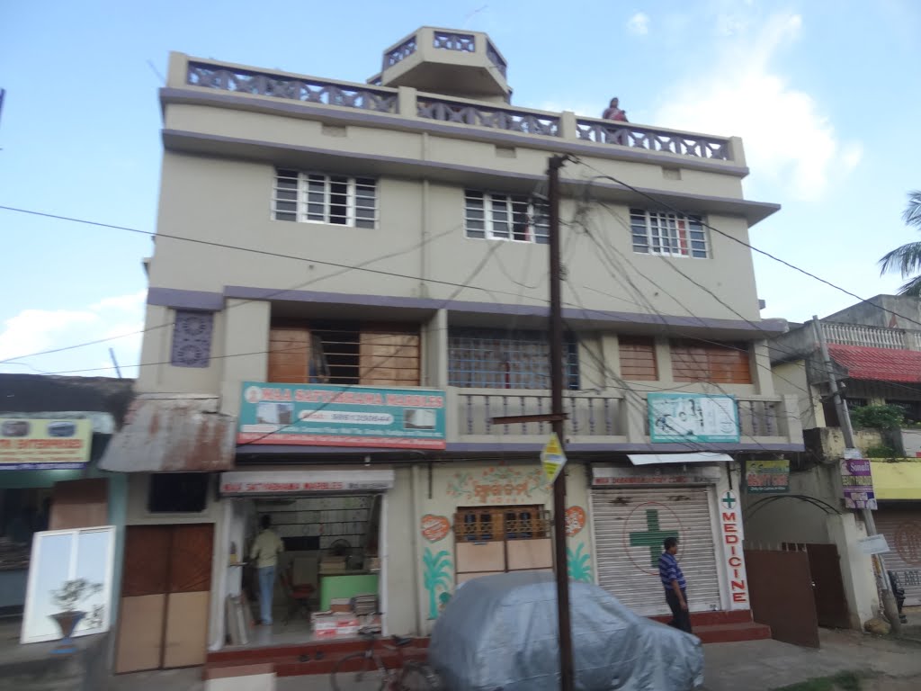 Jagannath Sadak, Raja Rani Colony, Bhubaneswar, Odisha by sban1998