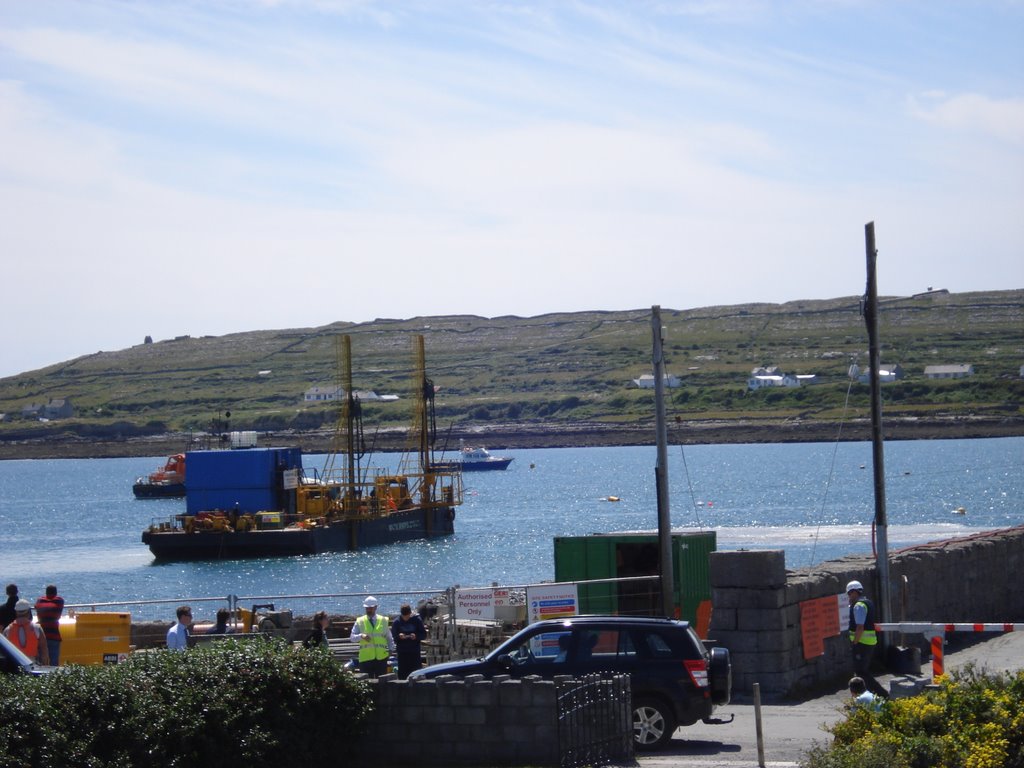 CILL RONAIN VILLAGE - KILRONAN VILLAGE - INIS MOR (INISHMORE) - ARAN ISLANDS - GAILLIMH- IRELAND by Ana F. S. Galvão