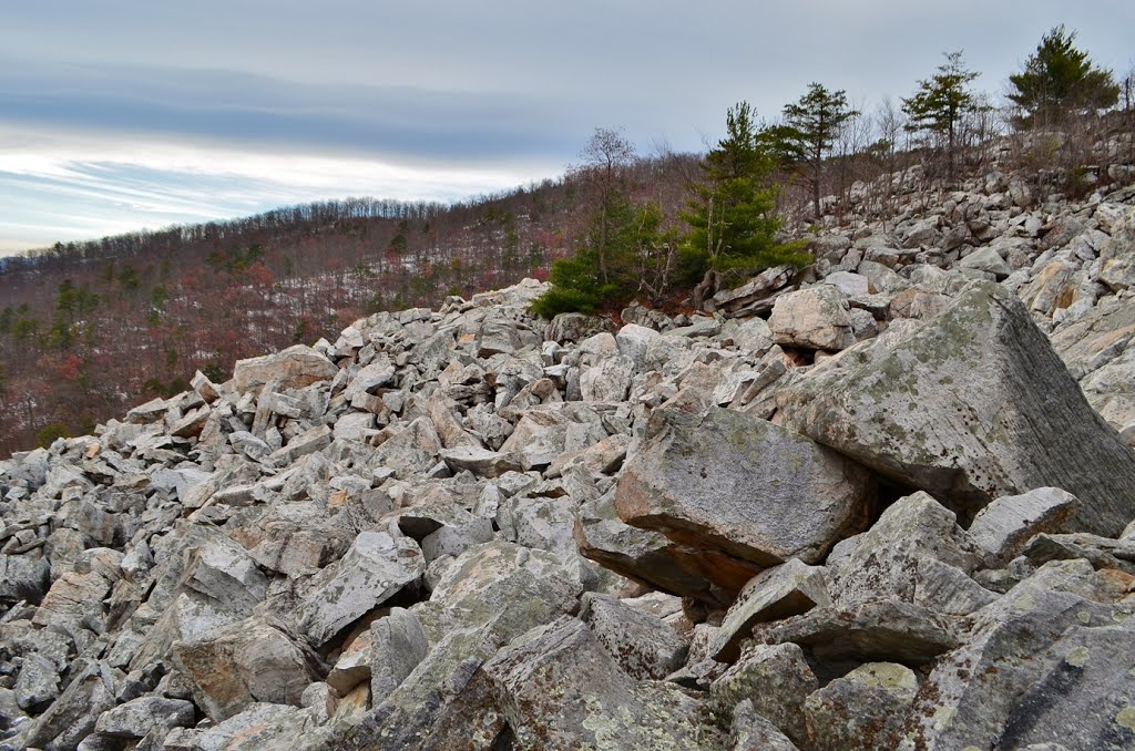 Devil's Marbleyard by Justin P