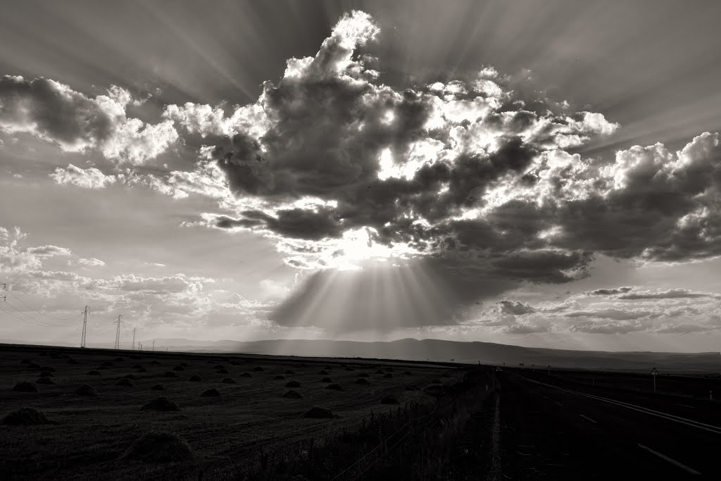 Sunset, Yalınkaya Köyü, Kars, Turkey. by Nicola e Pina Easter…