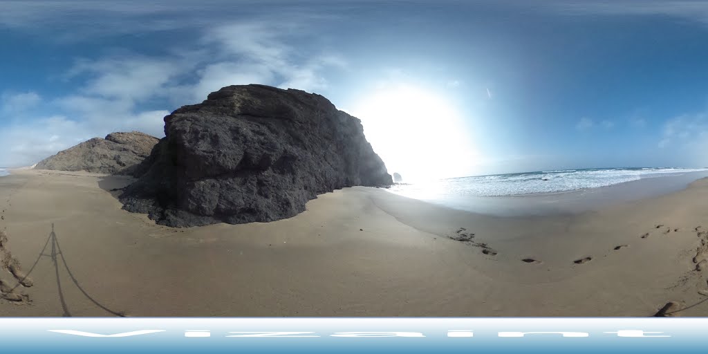 Playa Roque del Morro Fin by Tomasz Vizaint