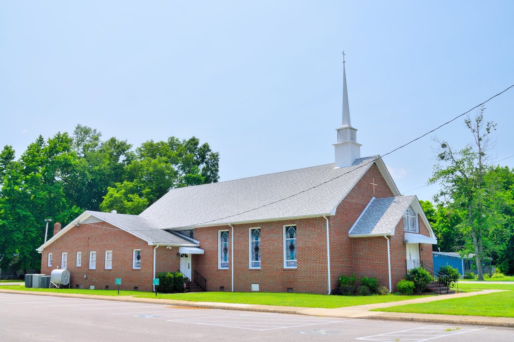 VIRGINIA: SUSSEX COUNTY: WAVERLY: Liberty Baptist Church, 235 Railroad Avenue 2 by Douglas W. Reynolds,…