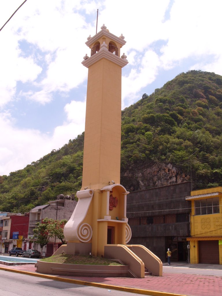 Monumento a la bandera by Mauricio Romero Vida…