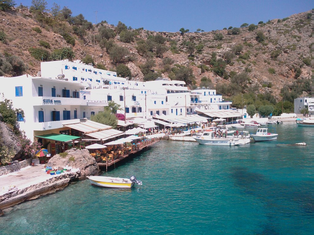 Harbour in Loutro Crete Greece by pufacz