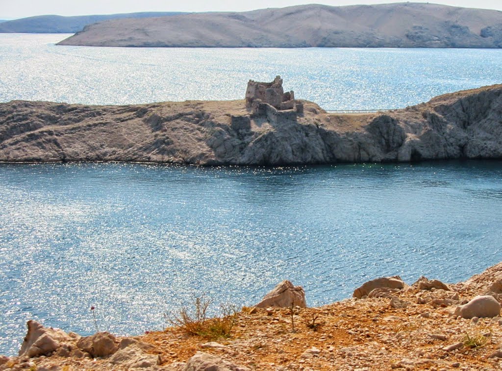 Arriving on Pag Island by Jillipp