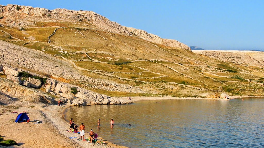 Pag Island, beach by Jillipp