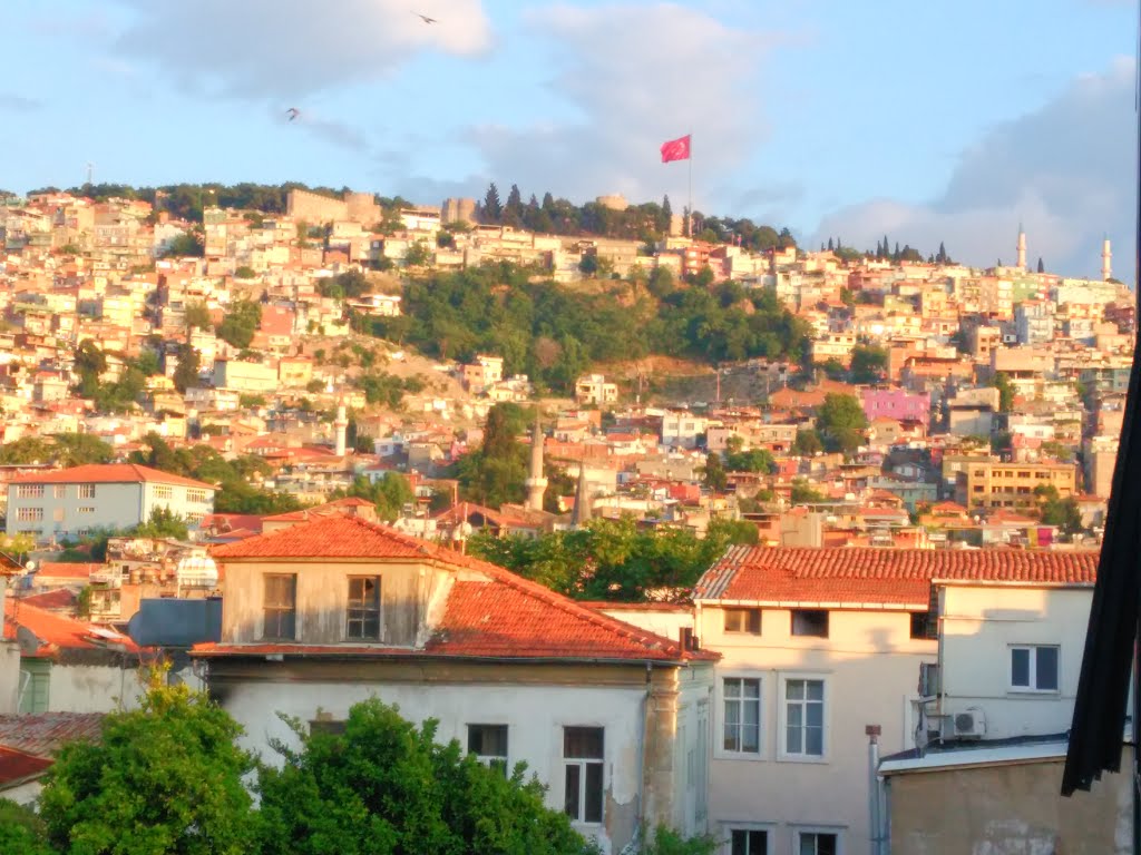 Basmane'den Kadifekale, İzmir by MUĞULBEY