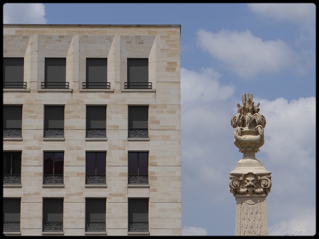 Bordeaux, Place du Colonel Raynal. by J-Christophe Ravon