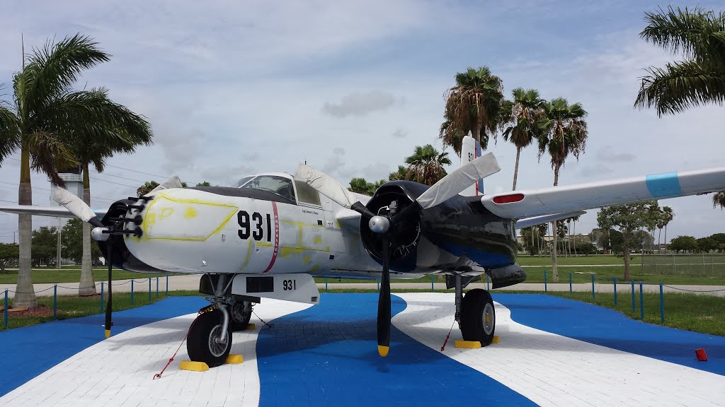 Airplane Douglas B-26 Invader at Bay of Pigs Monument. Kendall Tamiami Airport by JMLRUSB