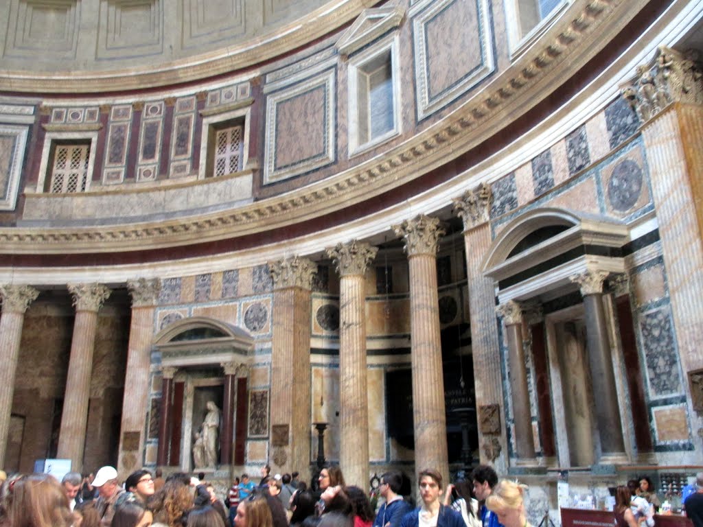 Rom im April 2015 - im Pantheon by bergameise