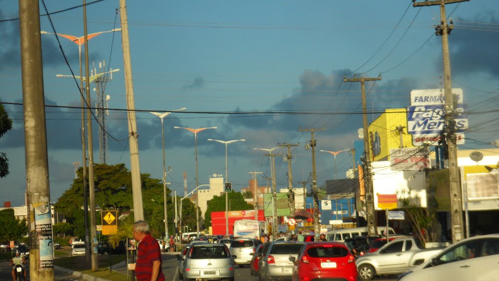 Retão do Bancários. Sentido Bairro de Mangabeira. João Pessoa PB.. by Ben Hur Brito