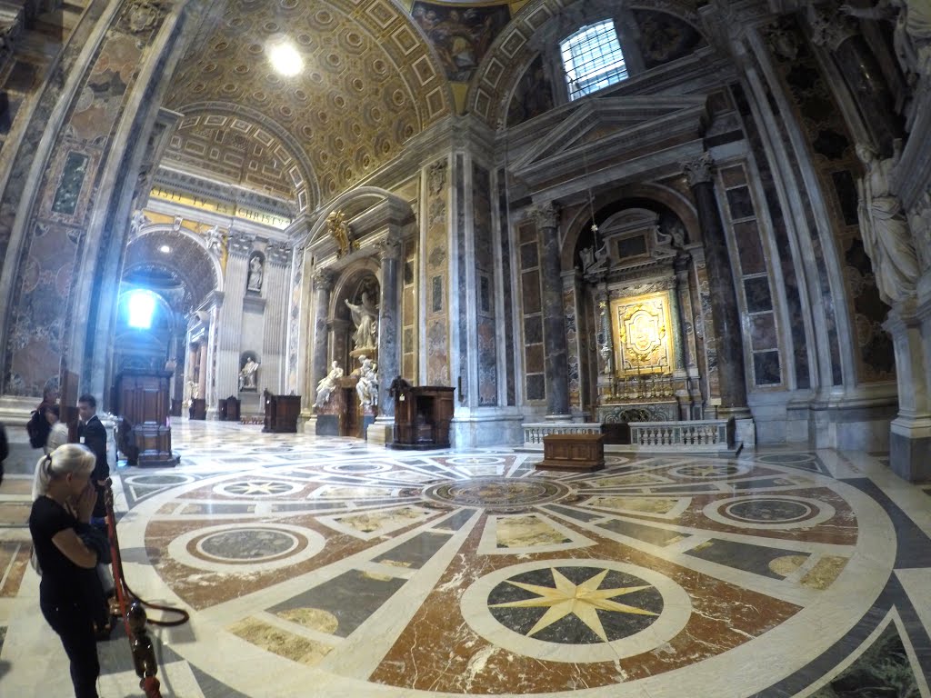 Basílica de San Pedro, Ciudad del Vaticano, Italia. by Octavio Aldea