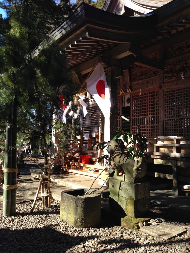 Heitate Shrine - 弊立神宮 by Yoshiaki Takahashi (…