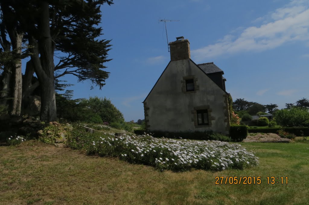 Île-de-Bréhat, France by Jean-Luc Small