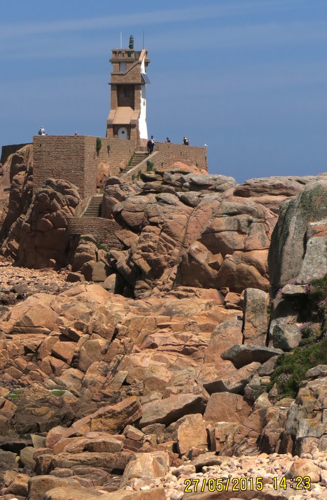 Île de Bréhat, Pare du paon, France by Jean-Luc Small