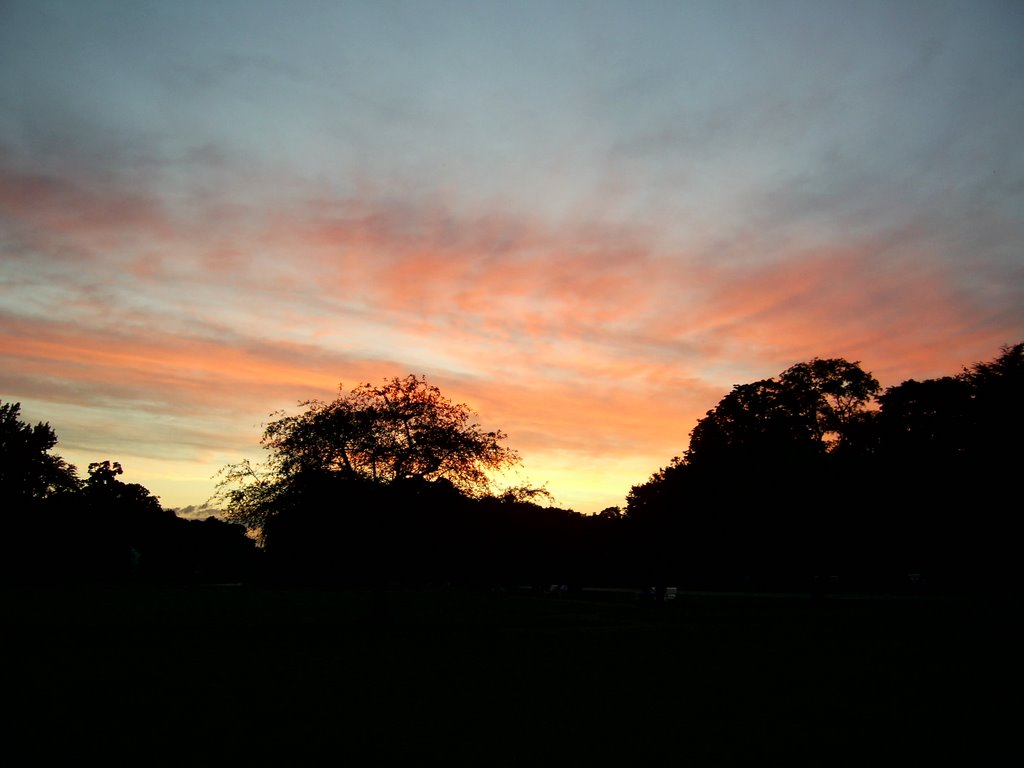 Sonnenuntergang im Großen Garten by WetterWerner