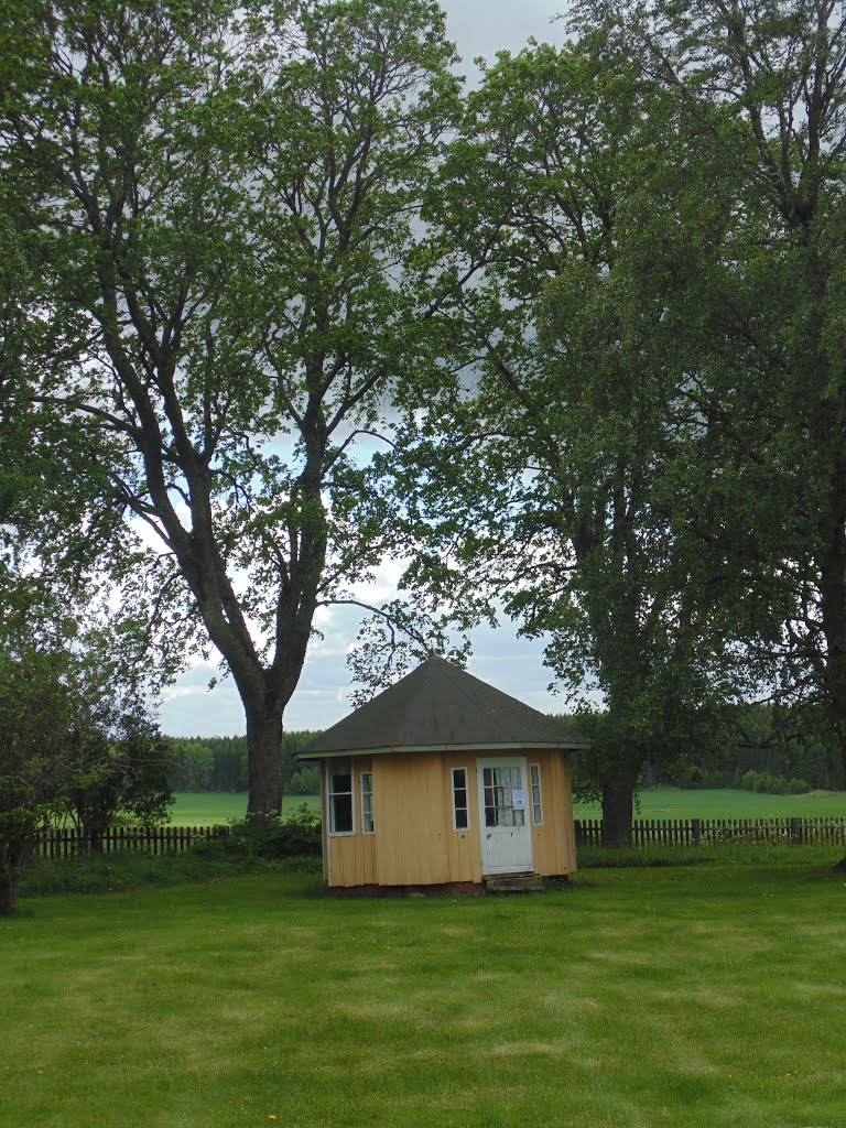 Skepptuna Gazebo by Jim McGee