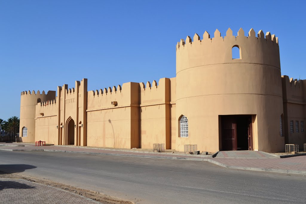 Rustaq souq by Geo S