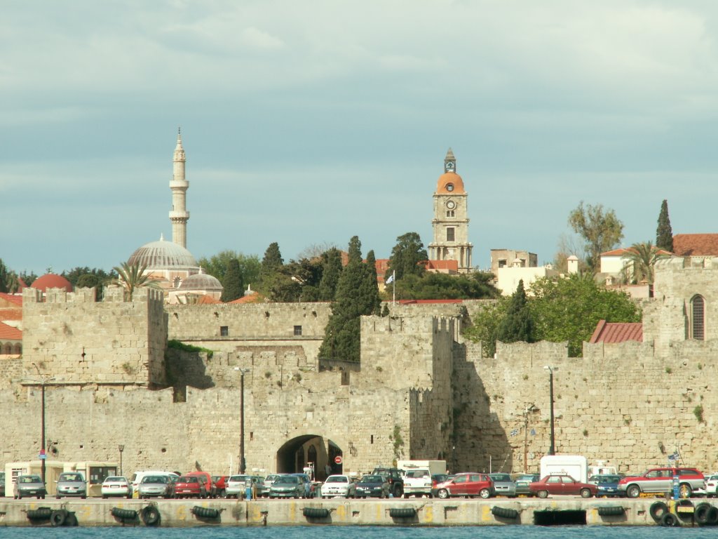 Rhodos-old city by Dimitrios Touvras