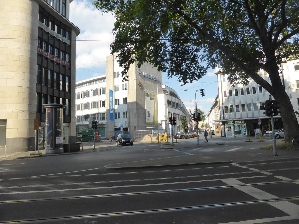 Düsseldorf-Stadtmitte, Düsseldorf, Germany by Nikos Sarantakos