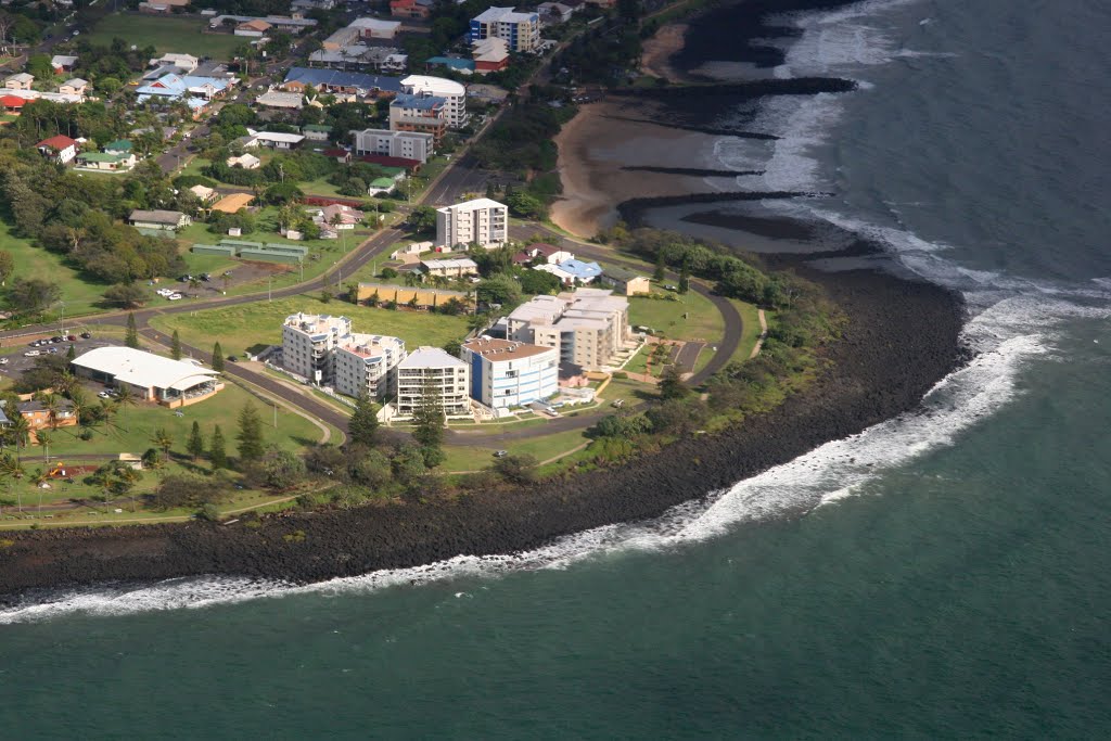 Bargara QLD 4670, Australia by Ian Stehbens