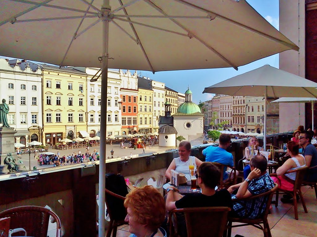 Kraków - The Main Square and St. Adalbert Church by wuhazet