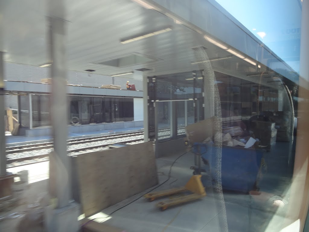 Looking out the left window on a trip from Union to Pearson, 2015 06 06 A (270).JPG by OldYorkGuy