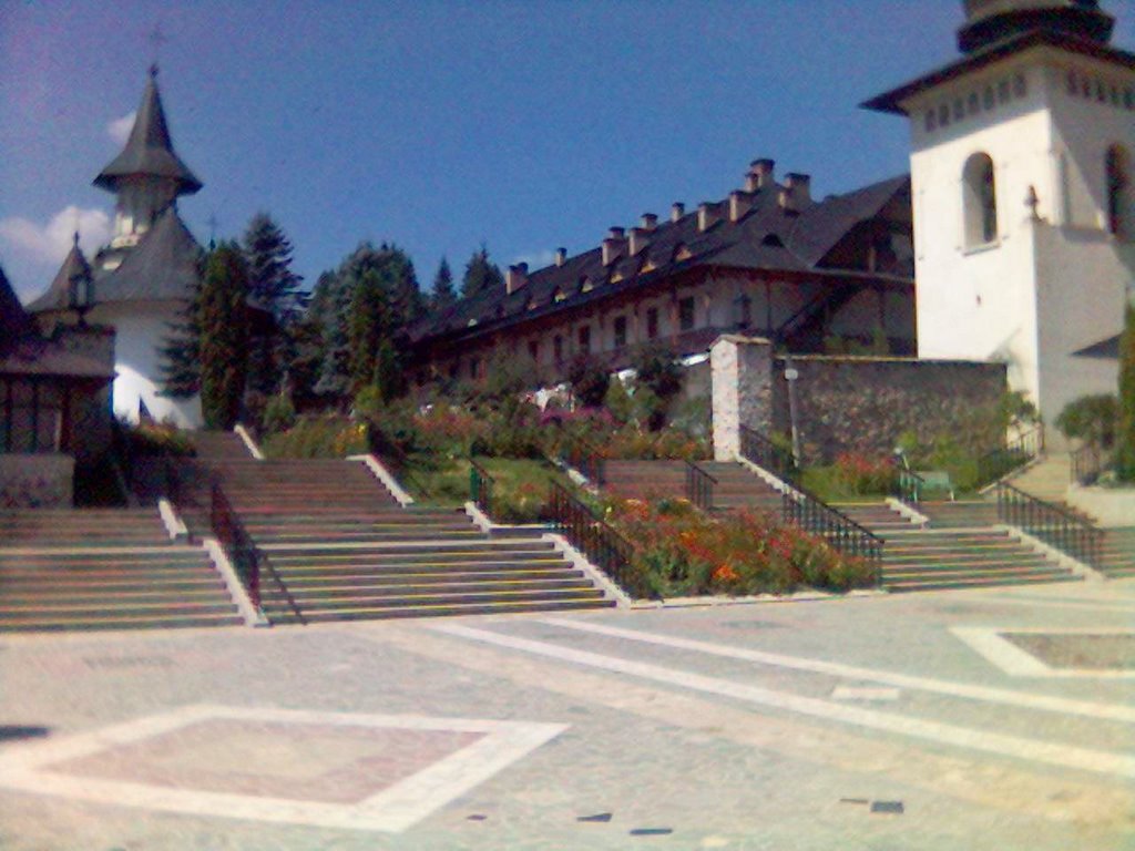 Vanatori - Neamt, Romania by oancea mihai