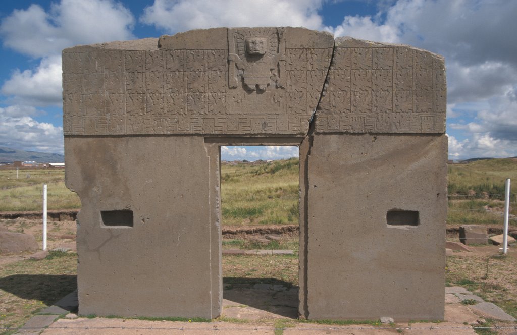 Tiwanaku - Sonnentor by Kaylash