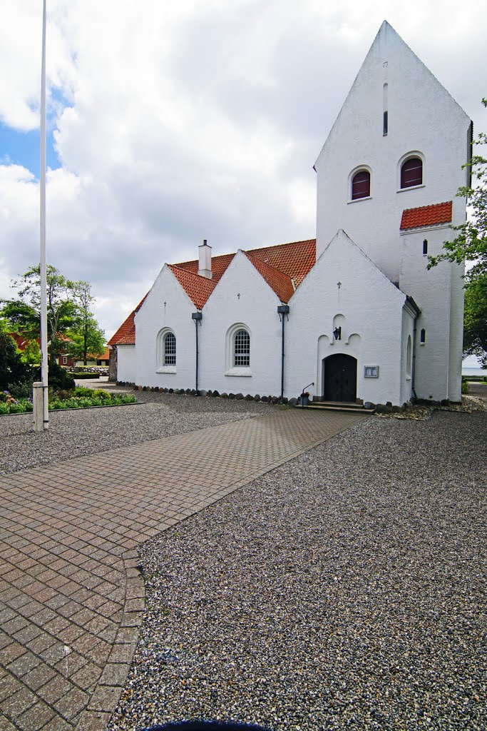 Jegindø Kirche by janko richter