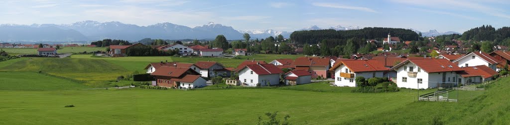 Bernbeuren vor Alpenkulisse by hubi1802