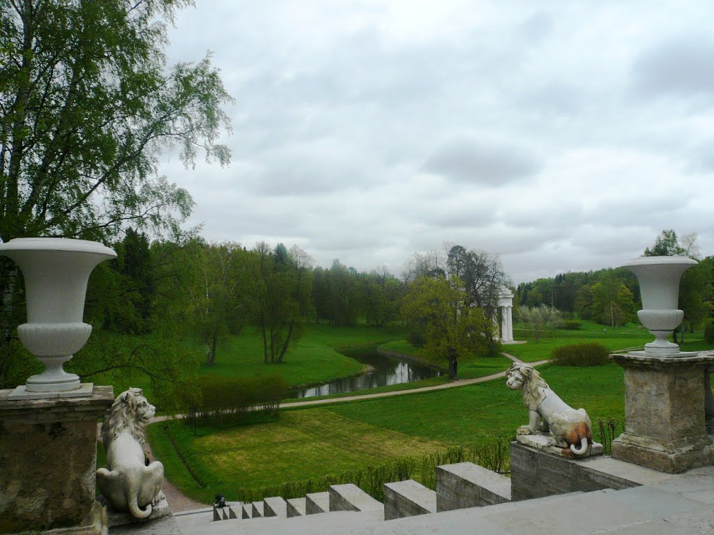 Pavlovsk, Saint Petersburg, Russia by harcza