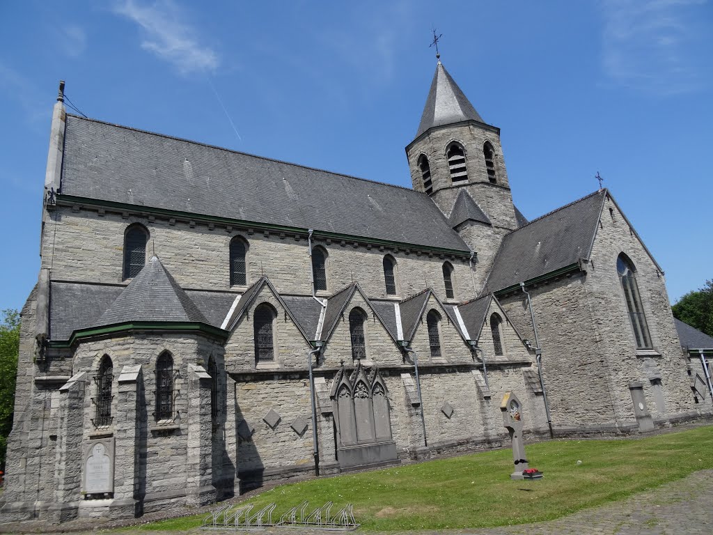 Onze-Lieve-Vrouw Geboortekerk Mariakerke by Pascal Van Acker