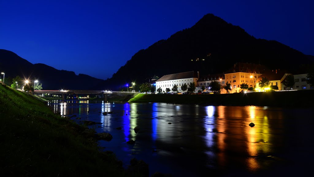 Laško by night by Gregor Knez