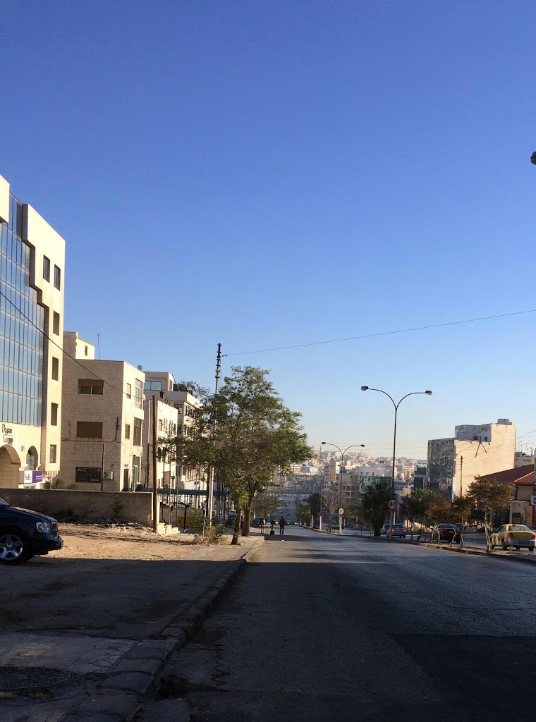 Al Tla'a Al Sharqi, Amman, Jordan by Hadi Kazu