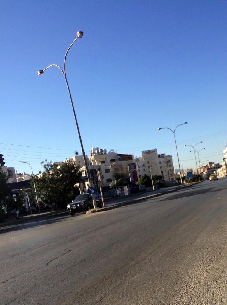 Al Tla'a Al Sharqi, Amman, Jordan by Hadi Kazu