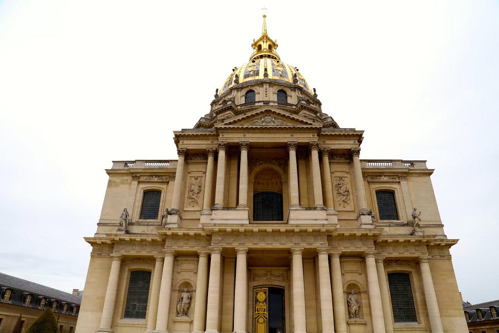 Palacio de Los Inválidos, París, Francia. by Octavio Aldea