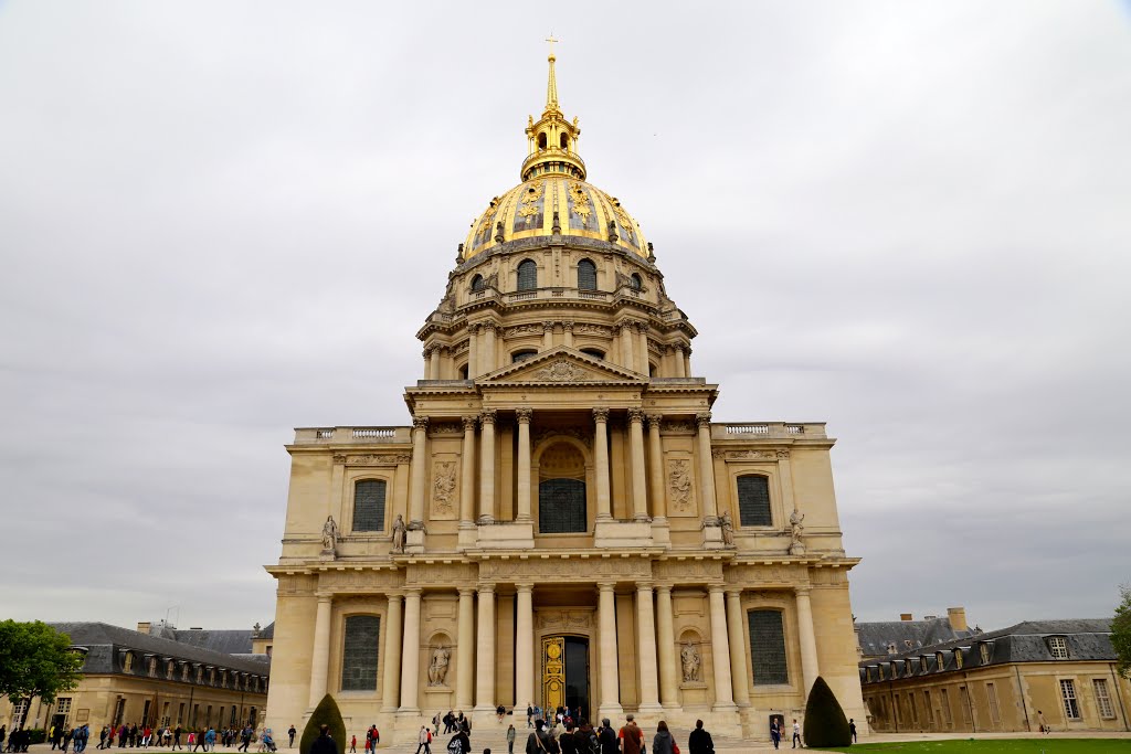 Palacio de Los Inválidos, París, Francia. by Octavio Aldea