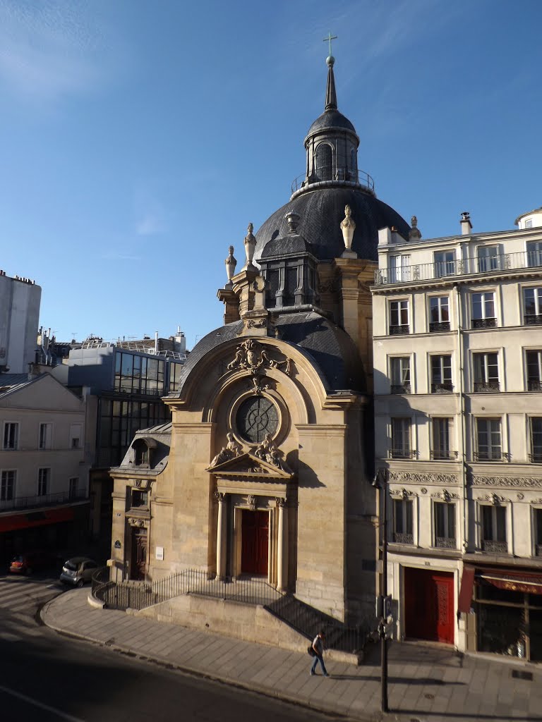 Temple du Marais by Alexandre Machado