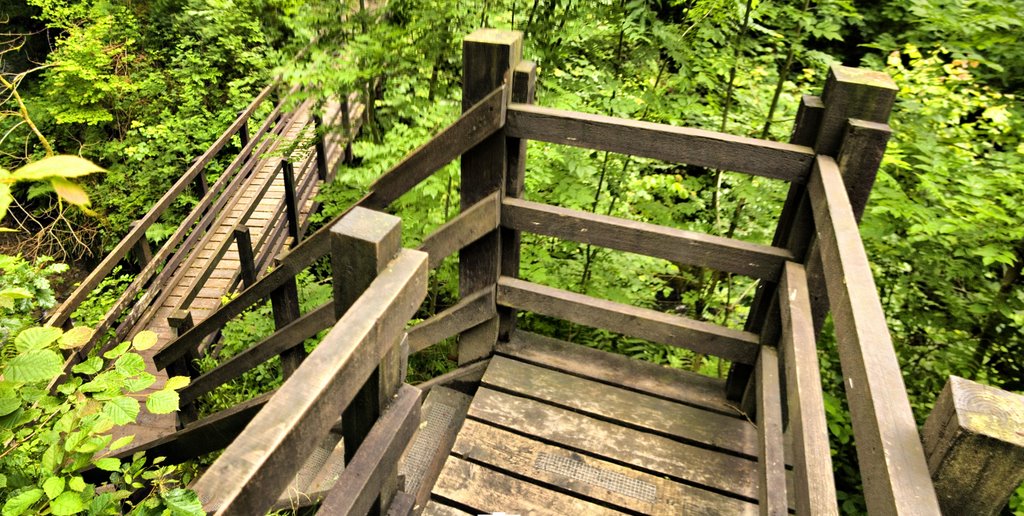 Nant Llech Footbridge by Husker Inanna