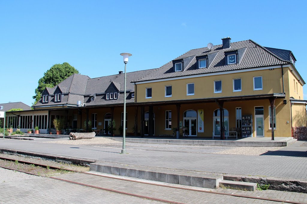 Kranenburg (D) - Bahnhofstr​a​ße : Voormalig station Kranenburg by John Scholte