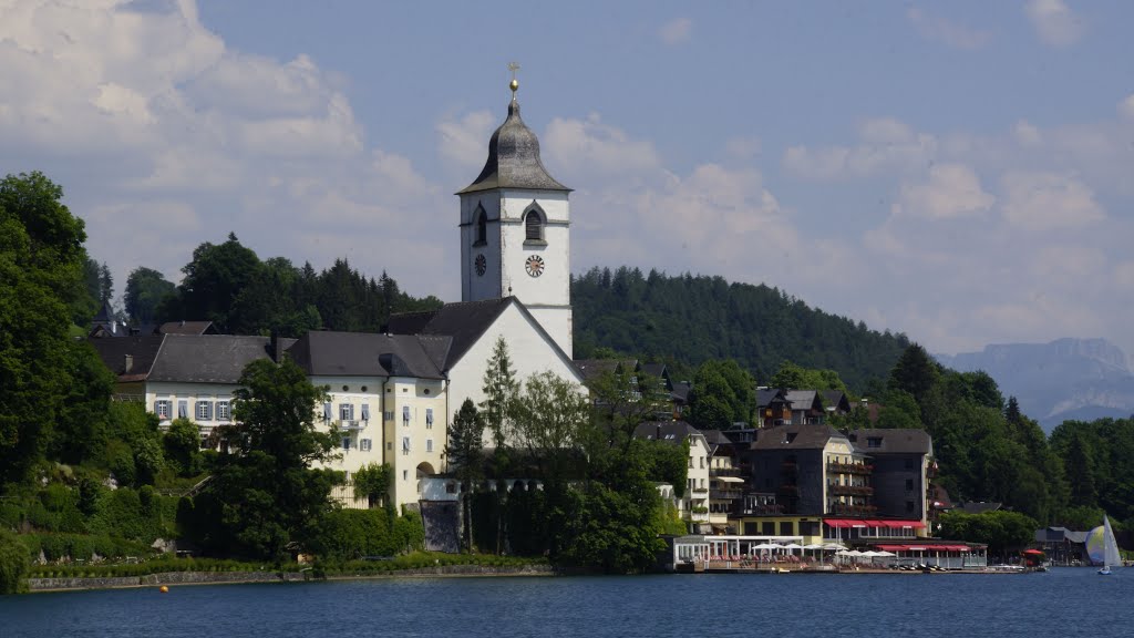 Gemeinde St. Wolfgang im Salzkammergut, Austria by Rendl Karl