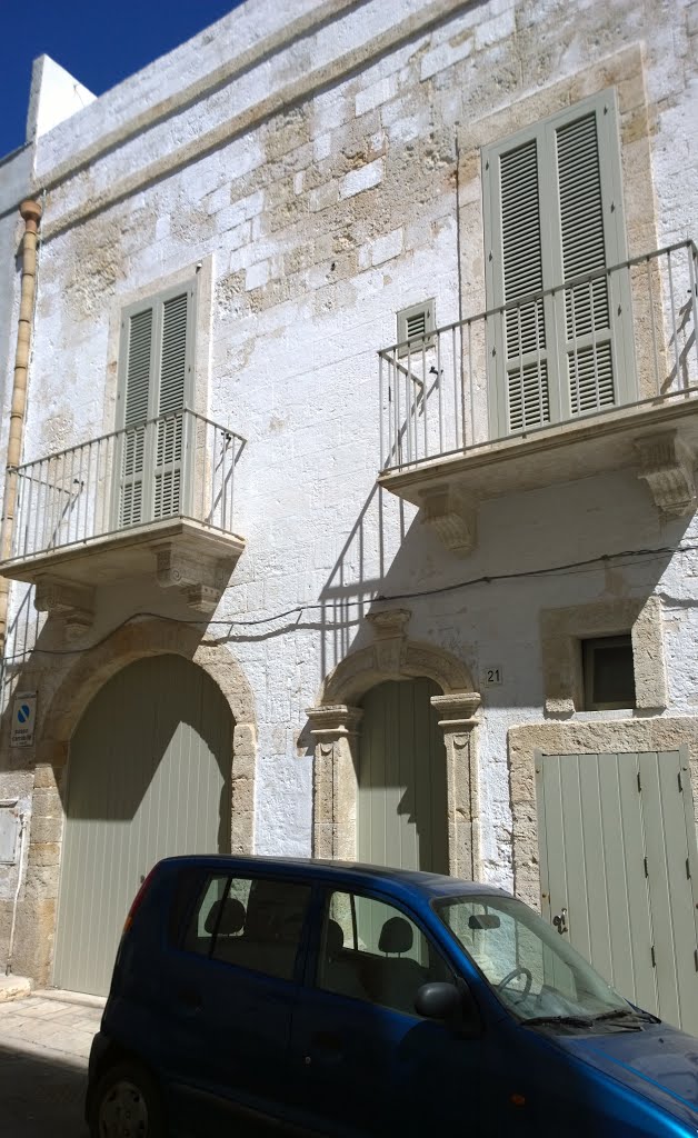 Via Tritone, Polignano (Bari), Italy. by Hans R. van der Woud…