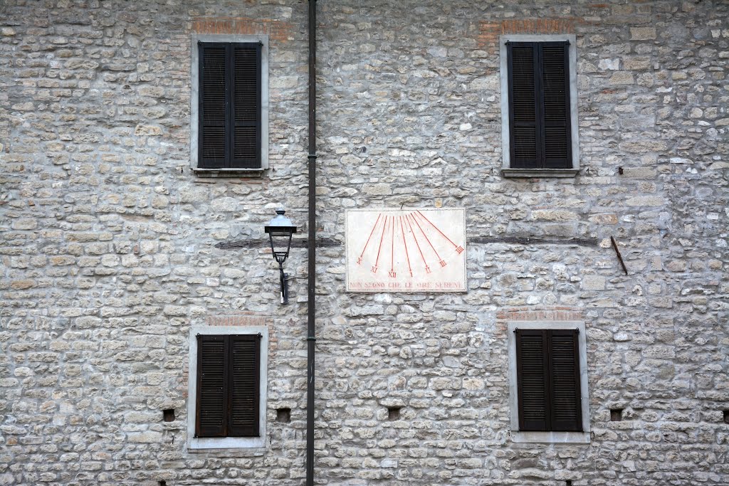 Meridiana del castello Malaspina di Varzi. Pavia, Italy by Dario P. Gastoni