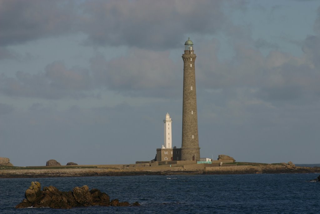 Phare de l'Ile Vierge by carlo.dambra